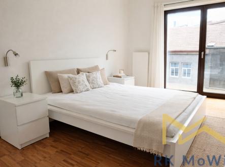 Pronájem bytu, 2+kk, 62 m²