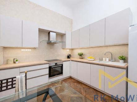 Pronájem bytu, 3+1, 110 m²