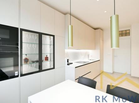 Pronájem bytu, 2+1, 63 m²