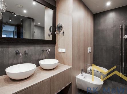 Pronájem bytu, 3+kk, 156 m²