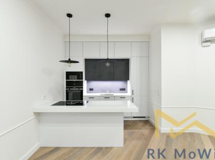 Pronájem bytu, 4+kk, 120 m²