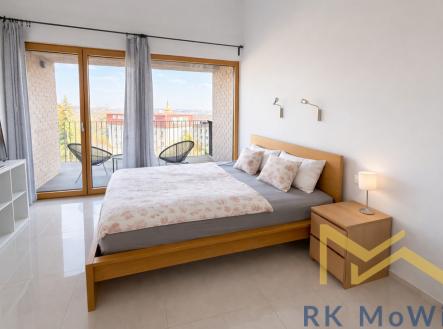 Pronájem bytu, 3+kk, 80 m²