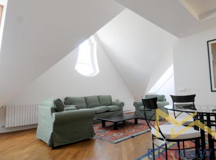 Pronájem bytu, 3+1, 108 m²