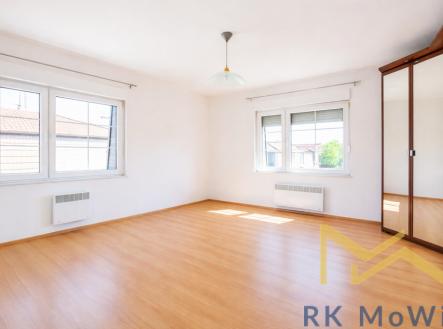 Pronájem domu/vily, 365 m²