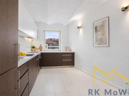 Pronájem bytu, 3+1, 130 m²