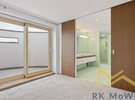 Pronájem bytu, 3+1, 130 m²