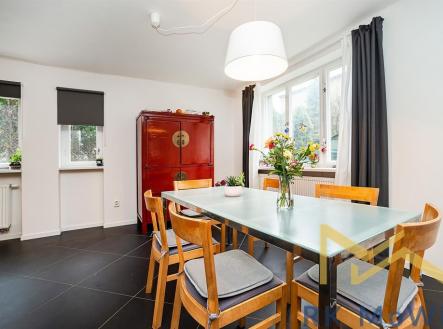 Pronájem domu/vily, 240 m² obrázek