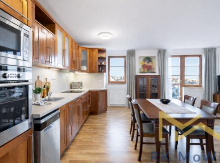 Pronájem bytu, 3+kk, 110 m²