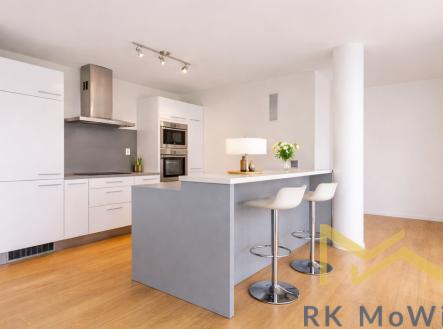 Pronájem bytu, 3+kk, 130 m²