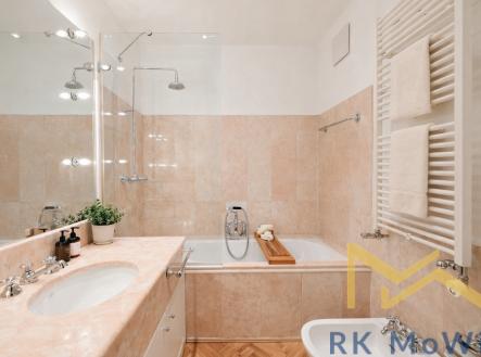 Pronájem bytu, 5+1, 171 m²