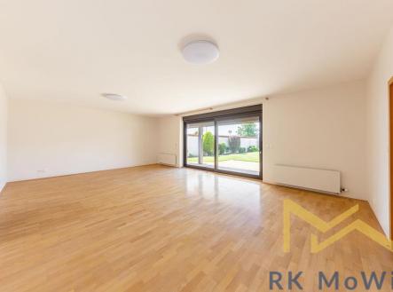 Pronájem domu/vily, 240 m²