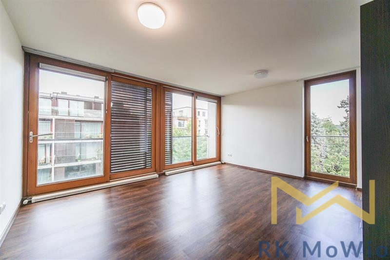 Byt, Charlese de Gaulla (14)