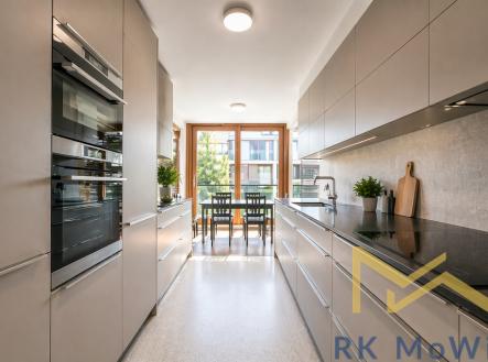 Pronájem bytu, 5+1, 225 m²