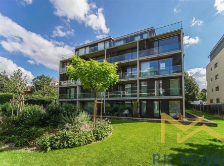 Pronájem bytu, 5+1, 225 m²