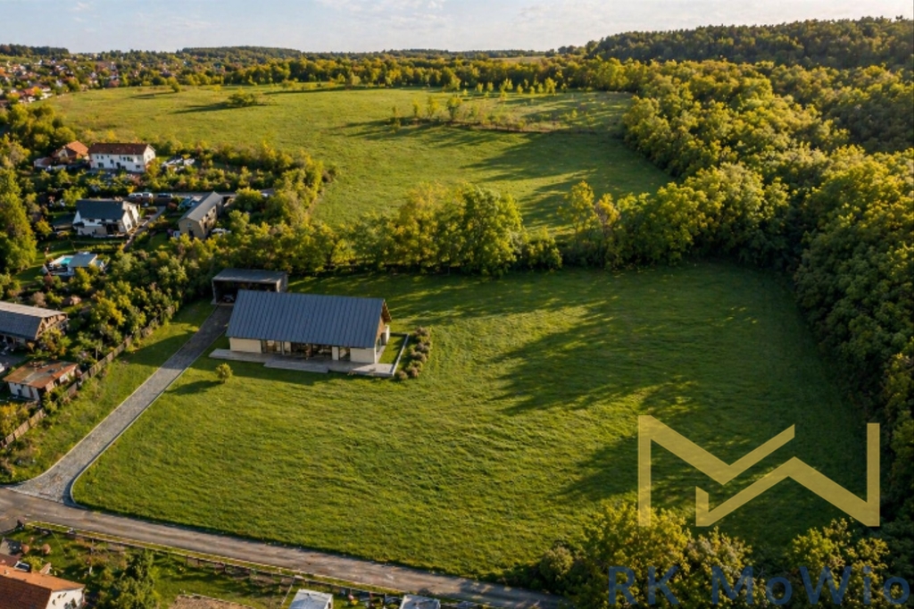 pozemek-s-domem.png