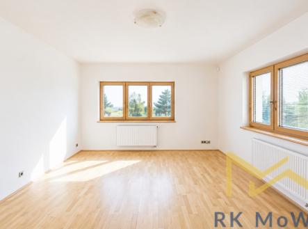 Pronájem domu/vily, 350 m²