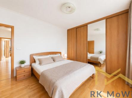 Pronájem bytu, 3+kk, 94 m²