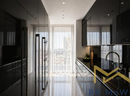 Pronájem bytu, 4+kk, 142 m²