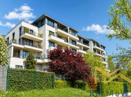 Pronájem bytu, 6+1, 183 m²
