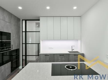 Pronájem bytu, 3+kk, 92 m²