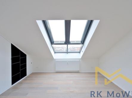 Pronájem bytu, 1+kk, 39 m²