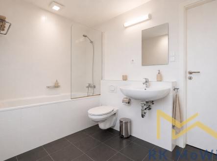 Pronájem bytu, 4+kk, 101 m²