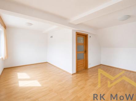 Pronájem domu/vily, 246 m²
