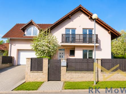 Pronájem domu/vily, 200 m²