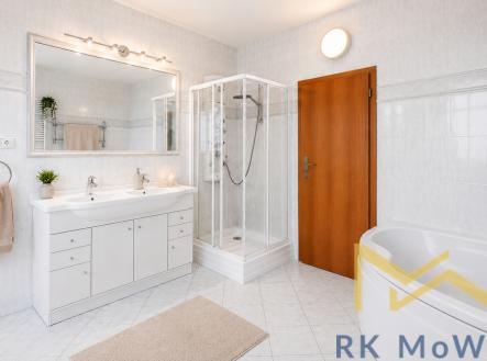 Pronájem domu/vily, 801 m²