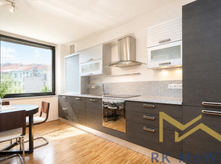 Pronájem bytu, 4+kk, 98 m²