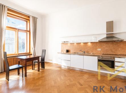 Pronájem bytu, 5+1, 171 m²