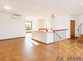 Pronájem domu/vily, 350 m²