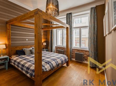 Pronájem bytu, 3+kk, 108 m²
