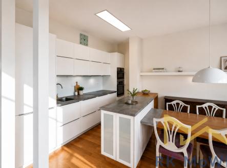 Pronájem bytu, 4+kk, 150 m²