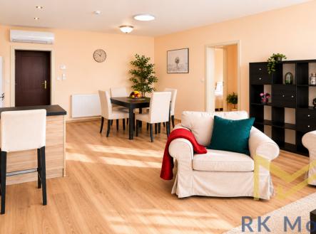 Pronájem bytu, 3+kk, 93 m²