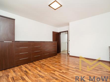 Pronájem domu/vily, 310 m²