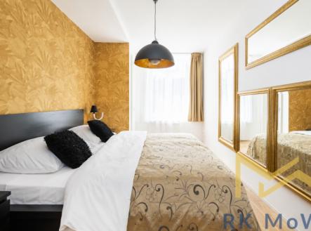 Pronájem bytu, 2+kk, 75 m²