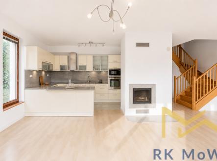 Pronájem domu/vily, 259 m²
