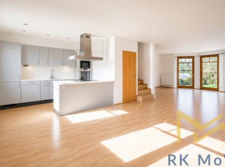 Pronájem domu/vily, 190 m²