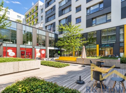 Moderní zařízený byt 3+kk na Praze 8 - Karlín