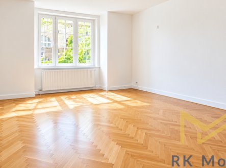 Pronájem domu/vily, 200 m²