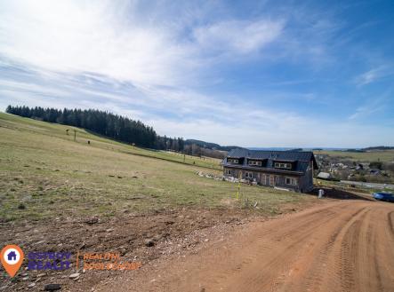 Prodej pozemku pro bydlení, 1 077 m²