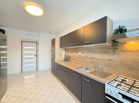 Pronájem bytu, 2+1, 88 m²