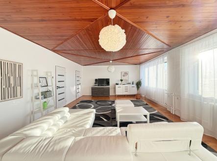 Pronájem bytu, 2+1, 88 m²