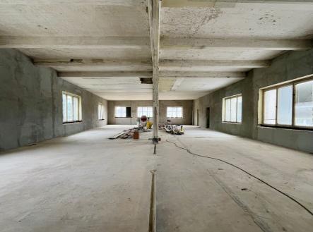 Prodej obchodní prostor, 659 m²