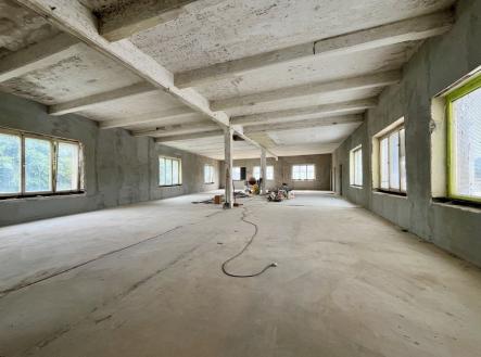 Prodej obchodní prostor, 659 m²