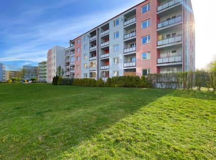 Pronájem bytu, 2+kk, 3 470 m²