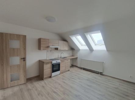 Pronájem bytu, 2+kk, 37 m²