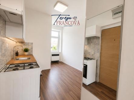 Pronájem bytu, 1+1, 35 m²