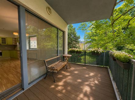 Pronájem bytu, 2+kk, 63 m²